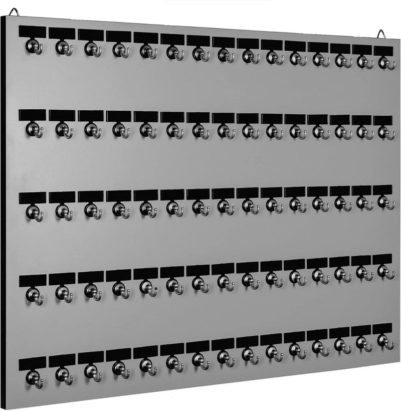 Metal key rack, equipped with 75 metal hooks fixed by bolts O9