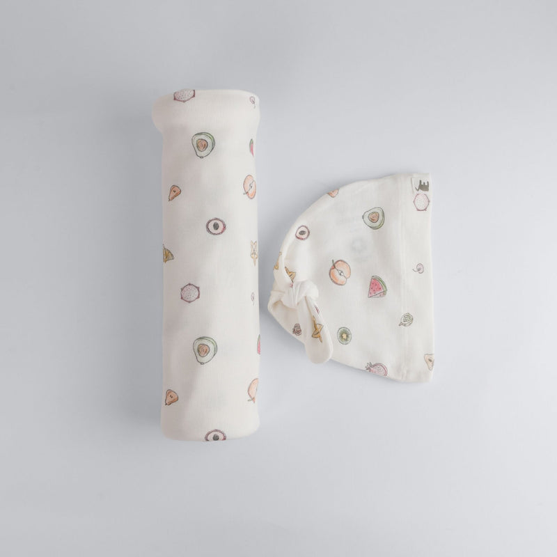 The Elk Baby Fruit Print Premium Organic Cotton Blanket and Beanie Set E6